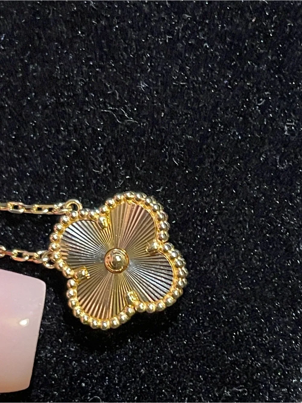 N/A 18k gold